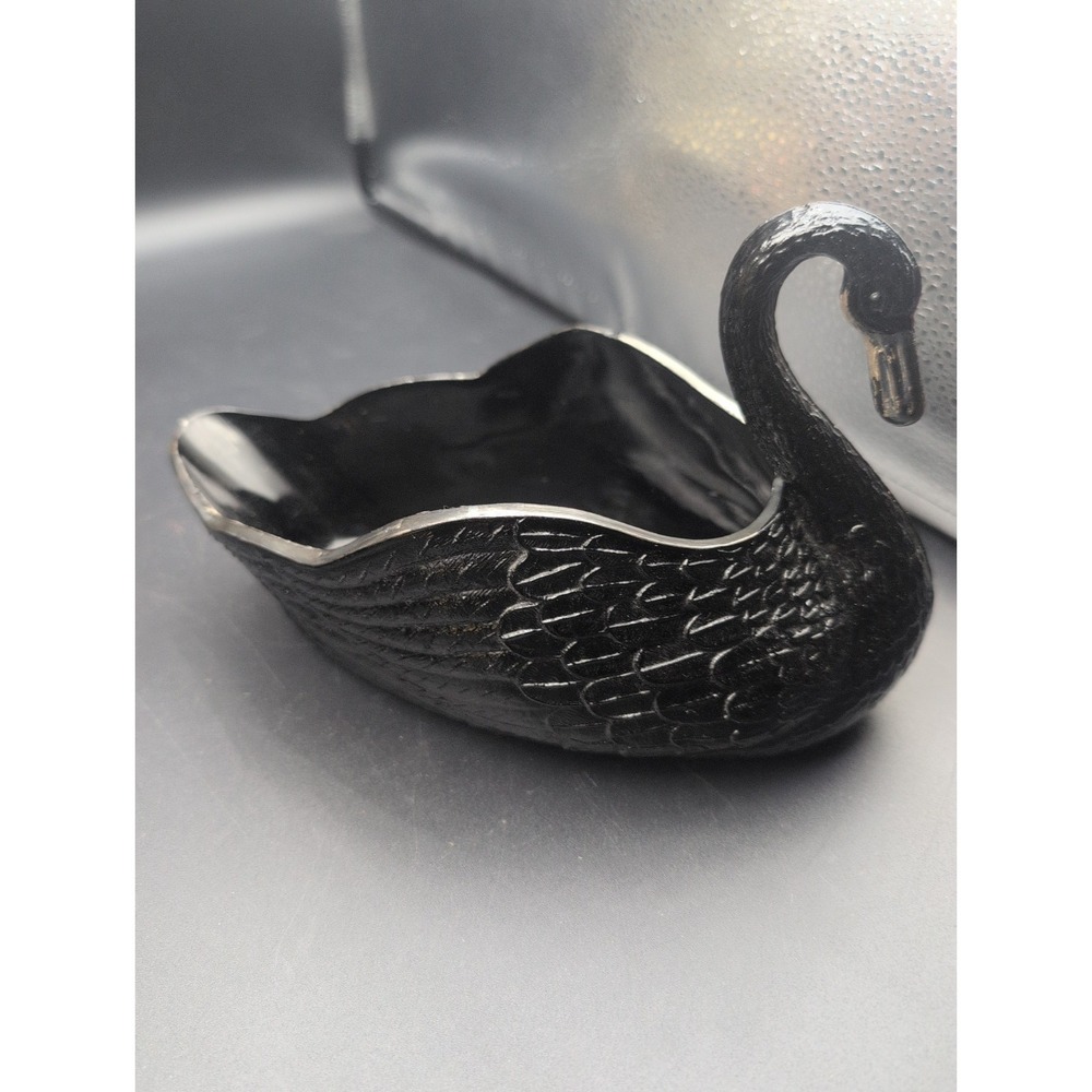 Vintage Large Cambridge Glass black swan Trinket Bowl 9"